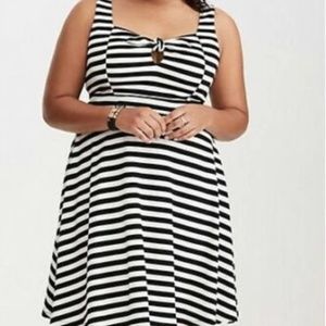 NWT Torrid Black and White Striped Skater Dress 1X